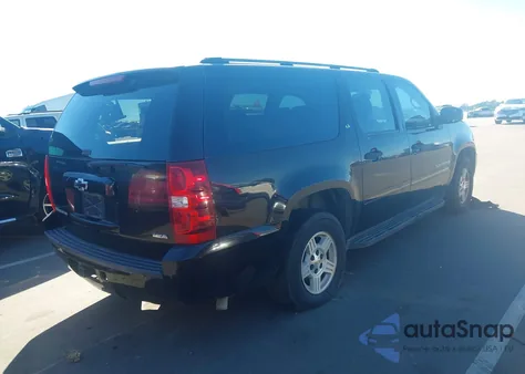 2007 Chevrolet Suburban 1500 Ls z USA, uszkodzony, nr VIN 1GNFC16087R260383